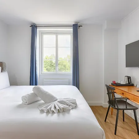 La Coudraie - Proche De Disneyland Hotel 3*