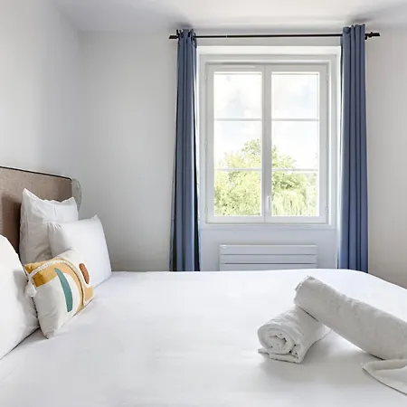 Hotel La Coudraie - Proche De Disneyland Montévrain