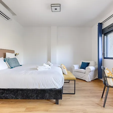 Hotel La Coudraie - Proche De Disneyland